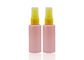 फ्लैट कंधे गुलाबी पीईटी 50 ml छोटे प्लास्टिक स्प्रे बोतलों पीले पंप के साथ Refillable